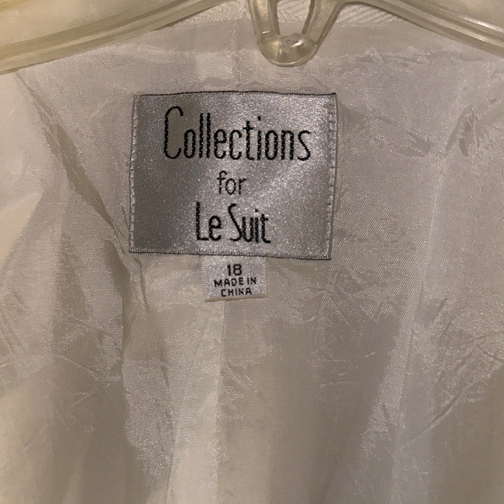 COLLECTIONS FOR LE SUIT BLAZER - Picture 2 of 5